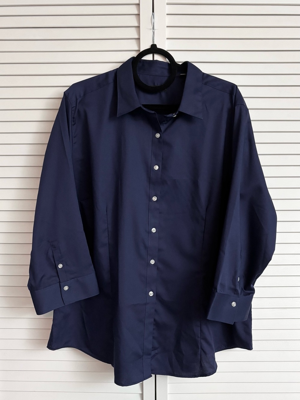 Van Heusen Women’s Dark Blue 3/4 Sleeve Button-Down Shirt, Size: 22/24(2X), NWOT